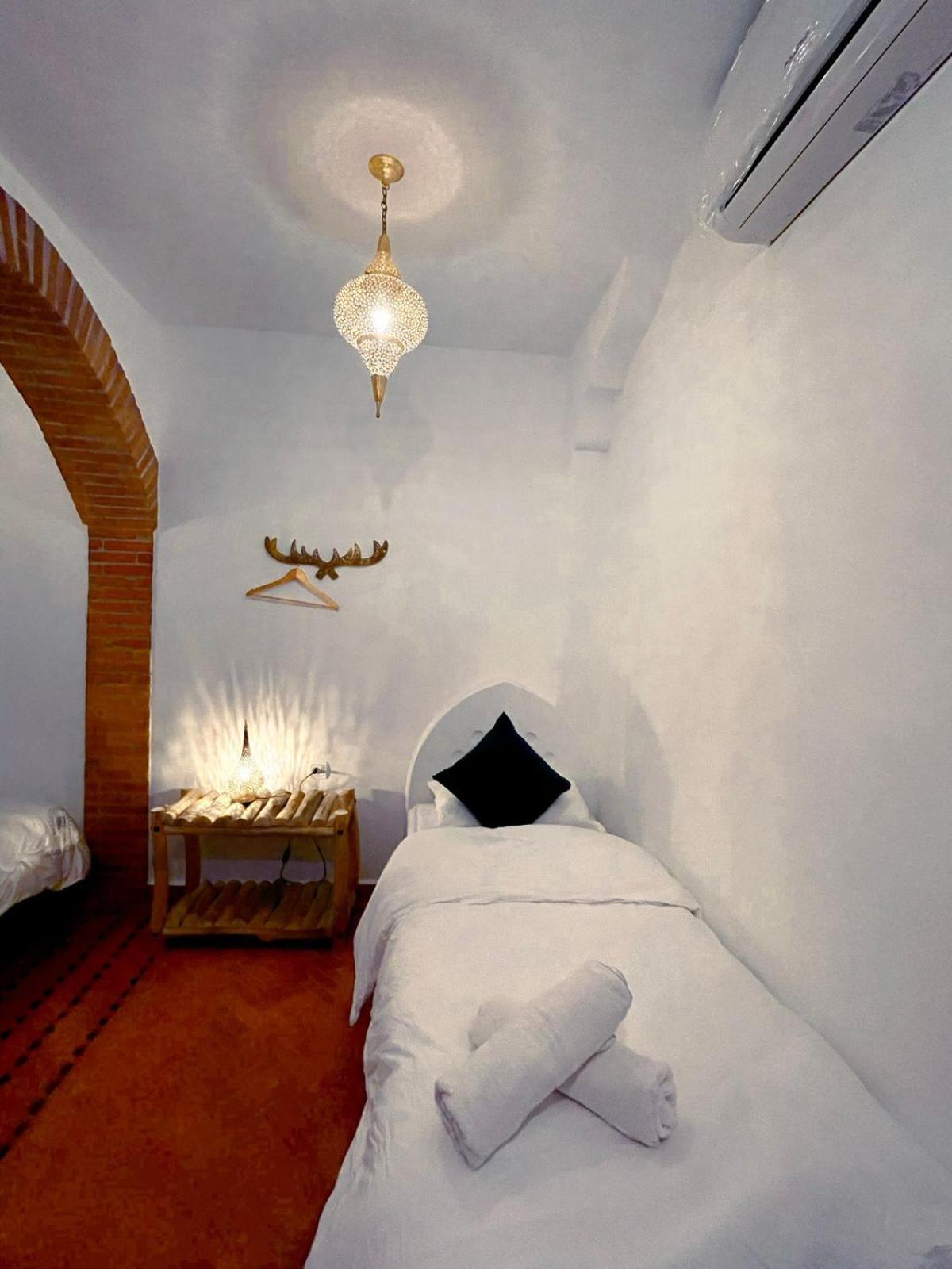 Riad Bab Mahruk Hotel Chefchaouen Bagian luar foto