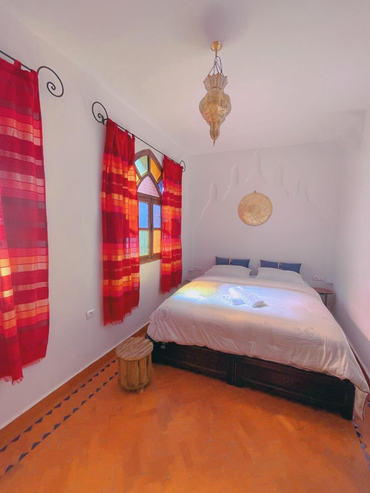 Riad Bab Mahruk Hotel Chefchaouen Bagian luar foto